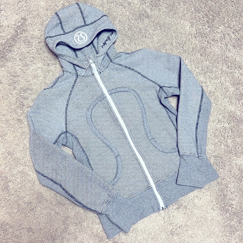 Lululemon Scuba Hoodie Size 8